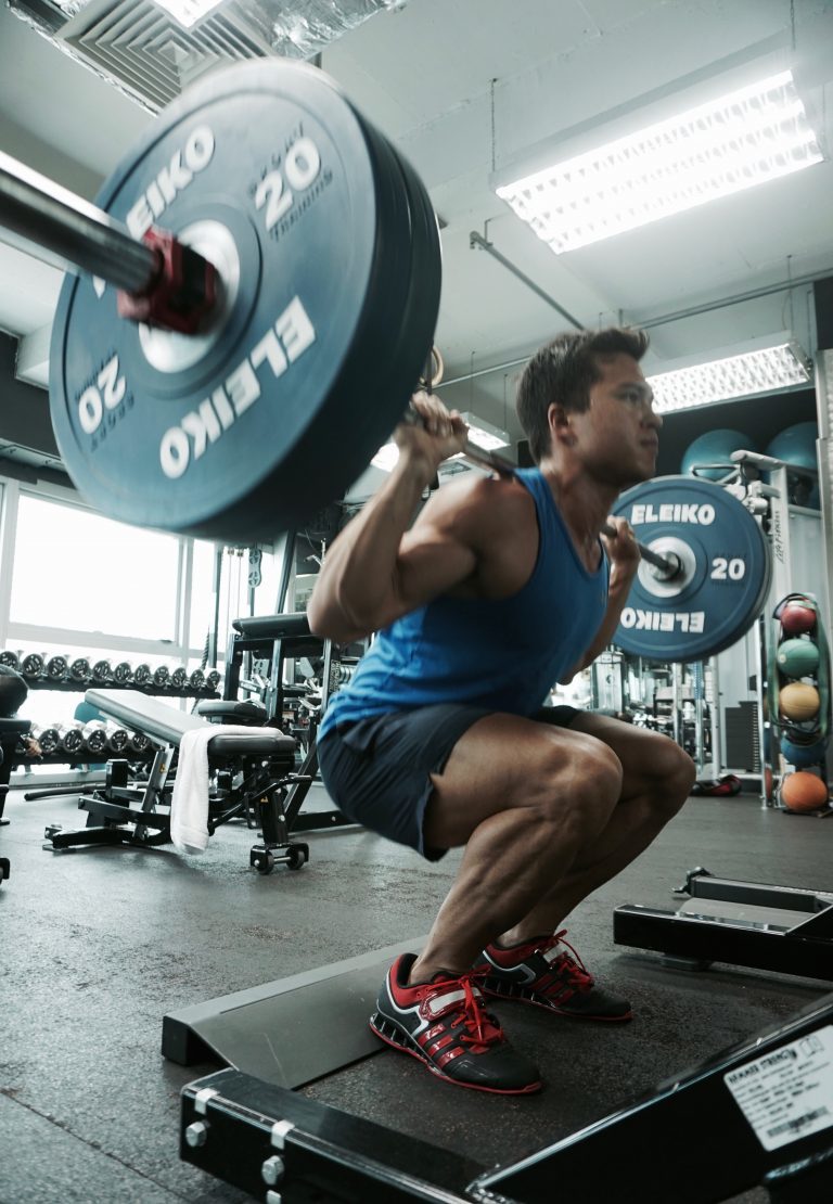 RAW Personal Training Gym Hong Kong - Glenn Coxs - Sprinter Training Back Squats